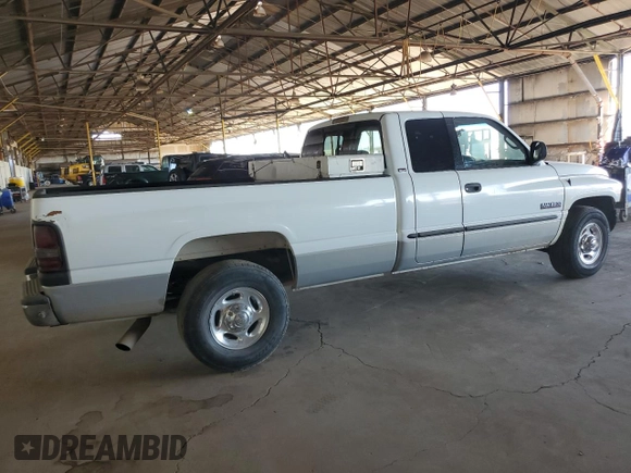 2000 Dodge Ram 2500 with VIN 1B7KC2367YJ134974, listed as a Copart auction lot 75233754 with 273,454 mi miles and Salvage Title. Bid and sale history available at carsss.com. Image 3.