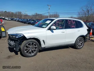 2021 BMW X5 xDrive40i with VIN 5UXCR6C03M9F54928, listed as a IAAI auction lot 41649339 with 45,244 mi miles. Bid and sale history available at carsss.com. Image 15.
