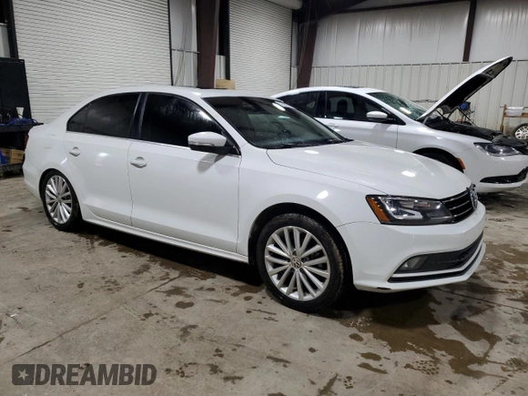 2016 Volkswagen Jetta SEL z VIN 3VWL07AJ1GM375705, wystawiony jako Copart lot #52502345 z przebiegiem 106 185 mil mil oraz Szkoda całkowita • Salvage title. Historia ofert i sprzedaży dostępna na DreamBid. Obrazek 4.