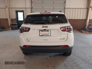2025 Jeep Compass Latitude with VIN 3C4NJDBNXST535796, listed as a IAAI auction lot 41776776 with 1,037 mi miles and . Bid and sale history available at DreamBid. Image 16.