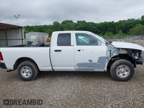 2016 Ram 1500 Express z VIN 1C6RR7FT5GS125377, wystawiony jako IAAI lot #42434120 z przebiegiem 307 641 mil mil oraz . Historia ofert i sprzedaży dostępna na DreamBid. Obrazek 13.