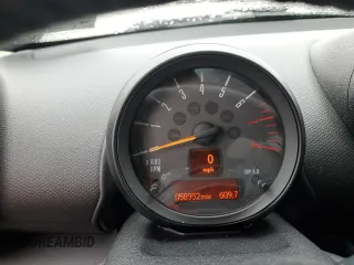2015 MINI Countryman S z VIN WMWZC5C59FWP43388, wystawiony jako Copart lot #56876375 z przebiegiem 58 952 mil mil oraz Szkody całkowita. Historia ofert i sprzedaży dostępna na DreamBid. Obrazek 9.