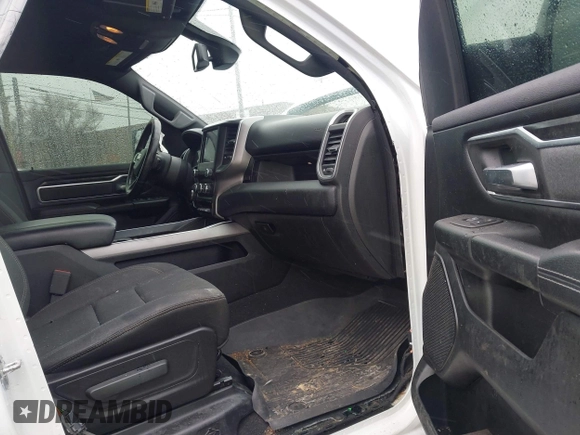 2019 Ram 1500 Big Horn z VIN 1C6SRFFT9KN644984, wystawiony jako IAAI lot #41849314 z przebiegiem 144 812 mil mil oraz . Historia ofert i sprzedaży dostępna na DreamBid. Obrazek 5.