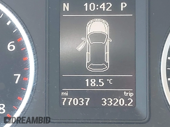 2015 Volkswagen Tiguan SE z VIN WVGBV7AX7FW056002, wystawiony jako IAAI lot #42122641 z przebiegiem 77 037 mil mil oraz . Historia ofert i sprzedaży dostępna na DreamBid. Obrazek 15.