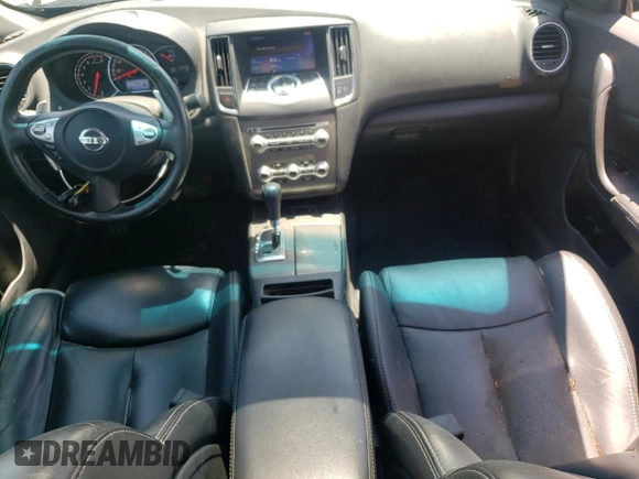 2012 Nissan Maxima SV z VIN 1N4AA5AP5CC815605, wystawiony jako Copart lot #61596865 z przebiegiem 135 230 mil mil oraz Czysty tytuł • Clean title. Historia ofert i sprzedaży dostępna na DreamBid. Obrazek 8.
