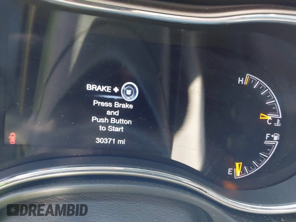 2022 Jeep Grand Cherokee Limited with VIN 1C4RJFBG4NC177240, listed as a IAAI auction lot 41541122 with 30,371 mi miles and . Bid and sale history available at DreamBid. Image 14.