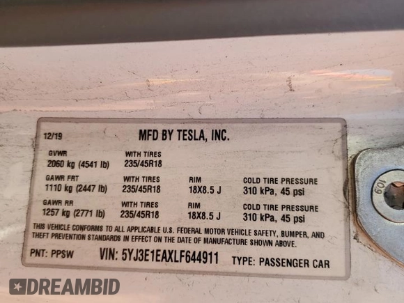 2020 Tesla Model 3 Standard Range Plus z VIN 5YJ3E1EAXLF644911, wystawiony jako Copart lot #52390785 z przebiegiem 138 783 mil mil oraz Szkoda całkowita • Salvage title. Historia ofert i sprzedaży dostępna na DreamBid. Obrazek 14.