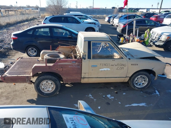 1984 Datsun 720 z VIN JN6ND01S9EW022655, wystawiony jako IAAI lot #41364439 z przebiegiem 242 833 mil mil oraz . Historia ofert i sprzedaży dostępna na DreamBid. Obrazek 12.