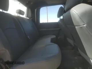 2023 Ram 2500 Tradesman z VIN 3C6UR5CL7PG565787, wystawiony jako Copart lot #47864515 z przebiegiem 53 313 mil mil oraz Czysty tytuł • Clean title. Historia ofert i sprzedaży dostępna na DreamBid. Obrazek 10.