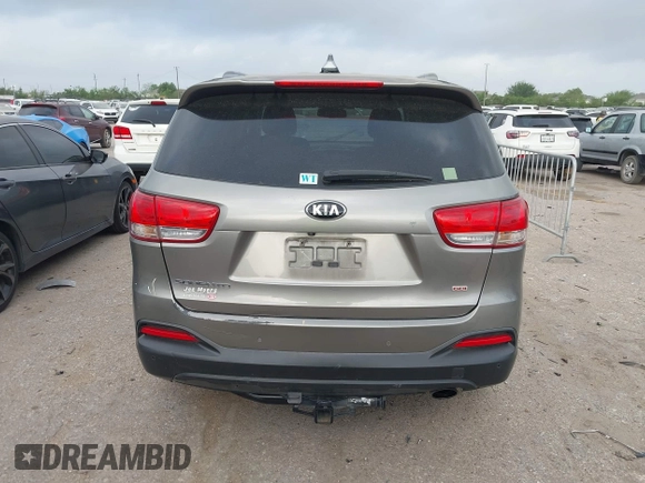 2016 Kia Sorento LX with VIN 5XYPG4A37GG020227, listed as a IAAI auction lot 41922573 with 265,155 mi miles. Bid and sale history available at carsss.com. Image 16.