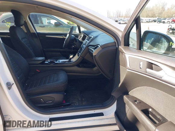 2015 Ford Fusion SE with VIN 3FA6P0H72FR138662, listed as a IAAI auction lot 41964087 with 190,982 mi miles and . Bid and sale history available at DreamBid. Image 5.
