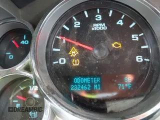 2011 Chevrolet Silverado 1500 LT with VIN 3GCPKSE33BG308883, listed as a IAAI auction lot 42130470 with 232,462 mi miles. Bid and sale history available at carsss.com. Image 15.