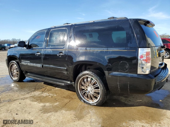 2007 Chevrolet Suburban LT with VIN 1GNFC16017R362303, listed as a Copart auction lot 42450955 with 250,477 mi miles and Salvage Title. Bid and sale history available at carsss.com. Image 2.
