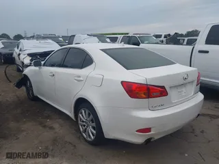 2007 Lexus IS 250 with VIN JTHCK262472010202, listed as a IAAI auction lot 40483091 with 1 mi miles. Bid and sale history available at carsss.com. Image 3.