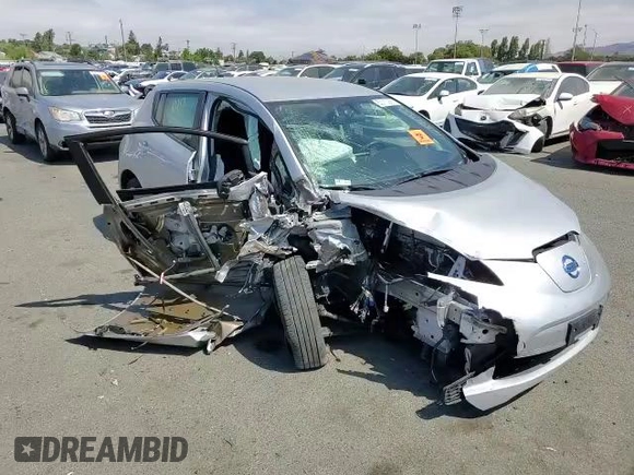 2015 Nissan LEAF SV with VIN 1N4AZ0CP2FC335101, listed as a Copart auction lot 63713993 with 0 mi miles. Bid and sale history available at carsss.com. Image 11.