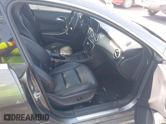 2014 Mercedes-Benz CLA 250 с VIN WDDSJ4EB4EN062413, выставлен на аукционе IAAI как лот 42537164 с пробегом Не указан миль и . История ставок и продаж доступна на DreamBid. Изображение 5.