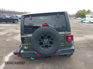2024 Jeep Wrangler Willys z VIN 1C4RJXN64RW163089, wystawiony jako IAAI lot #41145274 z przebiegiem 31 869 mil mil oraz . Historia ofert i sprzedaży dostępna na DreamBid. Obrazek 16.