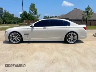 2010 BMW 7 Series 750Li with VIN WBAKB8C58ACY64395, listed as a Copart auction lot 63885205 with 137,375 mi miles and Salvage title. Bid and sale history available at DreamBid. Image 12.