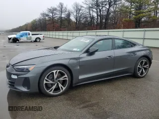2022 Audi e-tron GT Premium Plus z VIN WAUCJBFW6N7005183, wystawiony jako Copart lot #48928955 z przebiegiem 58 325 mil mil oraz Szkody całkowita. Historia ofert i sprzedaży dostępna na DreamBid. Obrazek 1.
