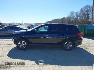 2017 Nissan Pathfinder S with VIN 5N1DR2MN6HC621290, listed as a IAAI auction lot 41691799 with 166,996 mi miles and . Bid and sale history available at DreamBid. Image 15.