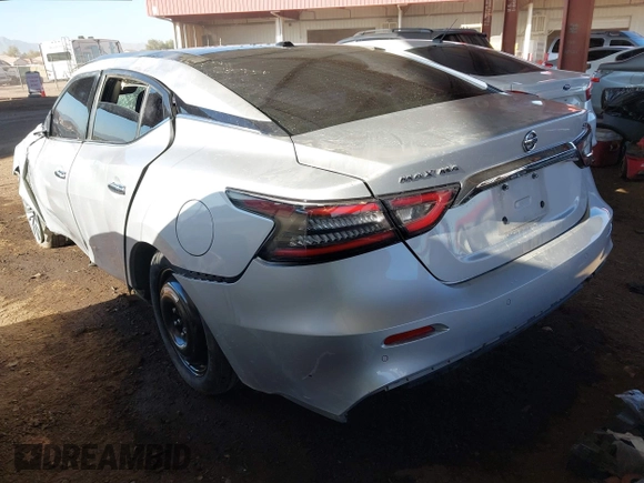 2019 Nissan Maxima Platinum z VIN 1N4AA6AV6KC363764, wystawiony jako IAAI lot #41506203 z przebiegiem 92 415 mil mil oraz . Historia ofert i sprzedaży dostępna na DreamBid. Obrazek 3.
