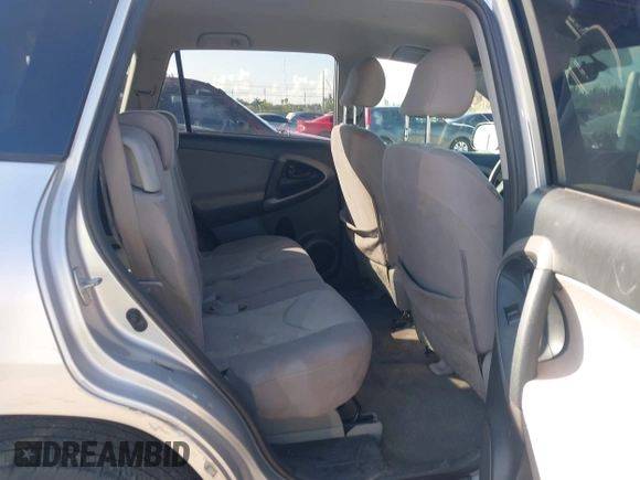 2007 Toyota RAV4 with VIN JTMBK33V476016205, listed as a IAAI auction lot 41685885 with 224,811 mi miles. Bid and sale history available at carsss.com. Image 8.
