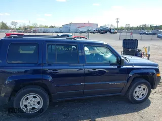 2017 Jeep Patriot Sport with VIN 1C4NJRBB7HD144753, listed as a IAAI auction lot 41986251 with 157,684 mi miles and . Bid and sale history available at DreamBid. Image 13.