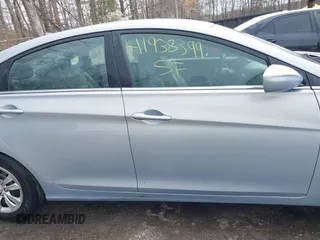 2012 Hyundai Sonata GLS with VIN 5NPEB4AC8CH461728, listed as a IAAI auction lot 41938399 with 133,571 mi miles. Bid and sale history available at carsss.com. Image 13.