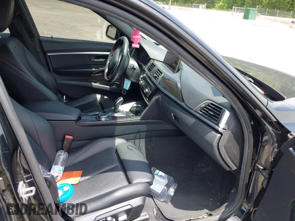 2016 BMW 3 Series 328i xDrive с VIN WBA8E3G52GNU02944, выставлен на аукционе IAAI как лот 42429072 с пробегом 81 520 миль миль и . История ставок и продаж доступна на DreamBid. Изображение 5.