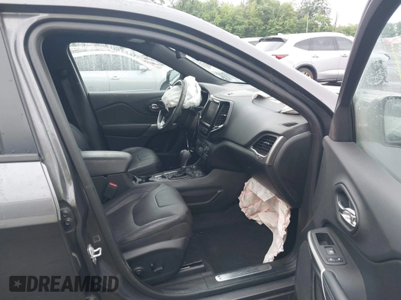 2019 Jeep Cherokee Limited with VIN 1C4PJMDX8KD333942, listed as a IAAI auction lot 42319821 with 80,534 mi miles and . Bid and sale history available at DreamBid. Image 5.