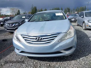 2011 Hyundai Sonata GLS with VIN 5NPEB4AC5BH255149, listed as a IAAI auction lot 41950130 with 76,245 mi miles and . Bid and sale history available at carsss.com. Image 12.