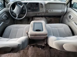 1997 Chevrolet Suburban with VIN 3GNFK16R6VG120489, listed as a Copart auction lot 44324705 with 218,764 mi miles and Salvage Title. Bid and sale history available at carsss.com. Image 8.