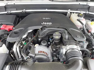 2021 Jeep Wrangler Unlimited Rubicon with VIN 1C4HJXFG7MW527498, listed as a IAAI auction lot 42393520 with 18,085 mi miles and . Bid and sale history available at DreamBid. Image 10.