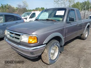 1997 Ford Ranger XLT with VIN 1FTCR15X5VPA26414, listed as a IAAI auction lot 42152221 with 182,487 mi miles. Bid and sale history available at carsss.com. Image 2.