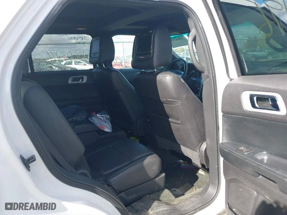 2014 Ford Explorer Limited with VIN 1FM5K8F80EGC23564, listed as a IAAI auction lot 40603196 with 62,928 mi miles. Bid and sale history available at carsss.com. Image 8.