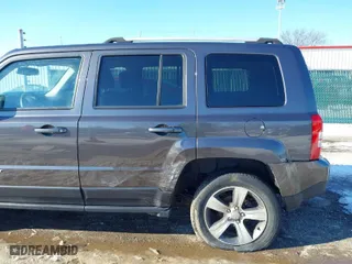 2017 Jeep Patriot High Altitude with VIN 1C4NJRFB7HD155035, listed as a IAAI auction lot 41321477 with 83,027 mi miles. Bid and sale history available at carsss.com. Image 6.
