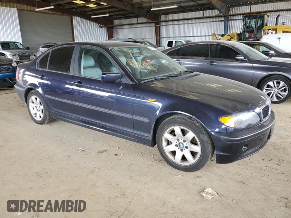 2002 BMW 3 Series 325i with VIN WBAET37452NG79633, listed as a Copart auction lot 44743375 with 118,710 mi miles and Clean Title. Bid and sale history available at carsss.com. Image 4.