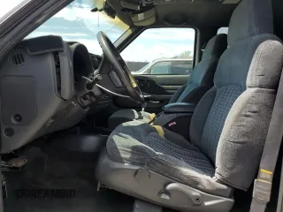 1999 Chevrolet Blazer LS с VIN 1GNCS13W6X2217684, выставлен на аукционе Copart как лот 63035645 с пробегом 114 567 миль миль и Списание • Salvage title. История ставок и продаж доступна на DreamBid. Изображение 7.