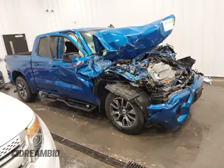 2024 Chevrolet Silverado 1500 RST with VIN 1GCUDEED5RZ130900, listed as a IAAI auction lot 41739322 with Not Provided miles. Bid and sale history available at carsss.com. Image 1.