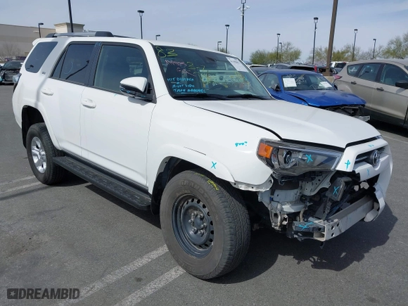 2022 Toyota 4Runner SR5 Premium with VIN JTENU5JR2N6022487, listed as a IAAI auction lot 41398451 with 52,048 mi miles. Bid and sale history available at carsss.com. Image 1.