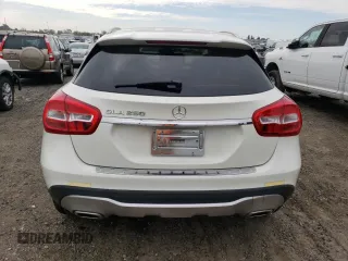 2018 Mercedes-Benz GLA 250 z VIN WDCTG4EB5JJ458777, wystawiony jako Copart lot #49916535 z przebiegiem 60 843 mil mil oraz Szkoda całkowita • Salvage title. Historia ofert i sprzedaży dostępna na DreamBid. Obrazek 6.