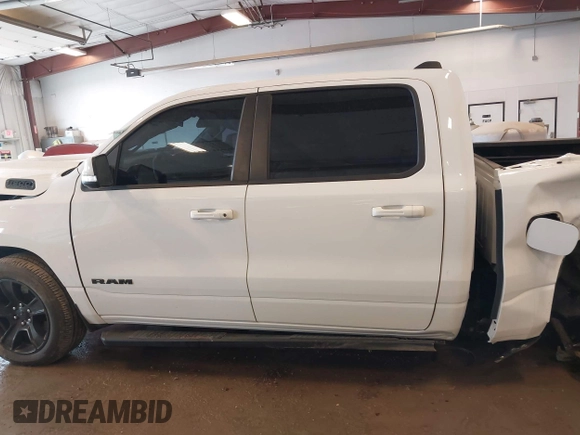 2020 Ram 1500 Big Horn with VIN 1C6SRFFTXLN241064, listed as a IAAI auction lot 42268373 with 116,167 mi miles and . Bid and sale history available at DreamBid. Image 14.