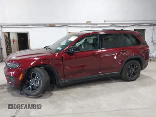 2025 Jeep Grand Cherokee Altitude X with VIN 1C4RJHAG9SC283983, listed as a IAAI auction lot 42495106 with 8,757 mi miles and . Bid and sale history available at DreamBid. Image 6.
