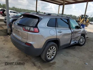 2019 Jeep Cherokee Latitude with VIN 1C4PJLCB2KD221024, listed as a Copart auction lot 63835365 with 61,364 mi miles and Salvage title. Bid and sale history available at DreamBid. Image 3.