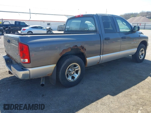 2003 Dodge 1500 ST z VIN 1D7HU18D33J644973, wystawiony jako IAAI lot #41992108 z przebiegiem 176 023 mil mil oraz . Historia ofert i sprzedaży dostępna na DreamBid. Obrazek 4.