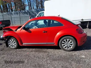 2017 Volkswagen Beetle 1.8T Fleet with VIN 3VWF17AT7HM618771, listed as a IAAI auction lot 41595088 with 67,943 mi miles. Bid and sale history available at carsss.com. Image 14.