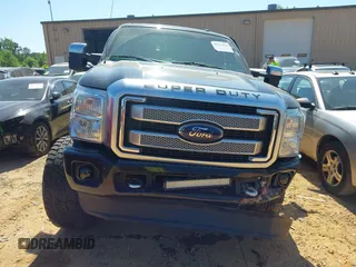 2016 Ford F-250 Lariat with VIN 1FT7W2BT1GEB30270, listed as a IAAI auction lot 42133422 with 193,085 mi miles and . Bid and sale history available at DreamBid. Image 12.