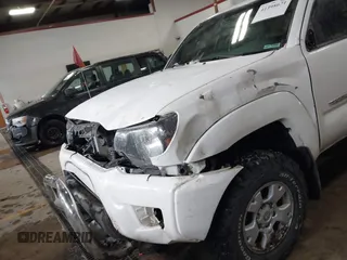 2012 Toyota Tacoma с VIN 3TMLU4EN9CM086455, выставлен на аукционе IAAI как лот 41398671 с пробегом 241 138 миль миль и . История ставок и продаж доступна на DreamBid. Изображение 6.