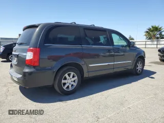 2012 Chrysler Town & Country Touring with VIN 2C4RC1BG6CR144418, listed as a Copart auction lot 55470135 with 139,817 mi miles and Salvage Title. Bid and sale history available at DreamBid. Image 3.