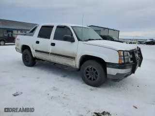 2005 Chevrolet Avalanche Z71 with VIN 3GNEK12Z95G198010, listed as a Copart auction lot 43051005 with 252,004 mi miles and Clean Title. Bid and sale history available at carsss.com. Image 4.